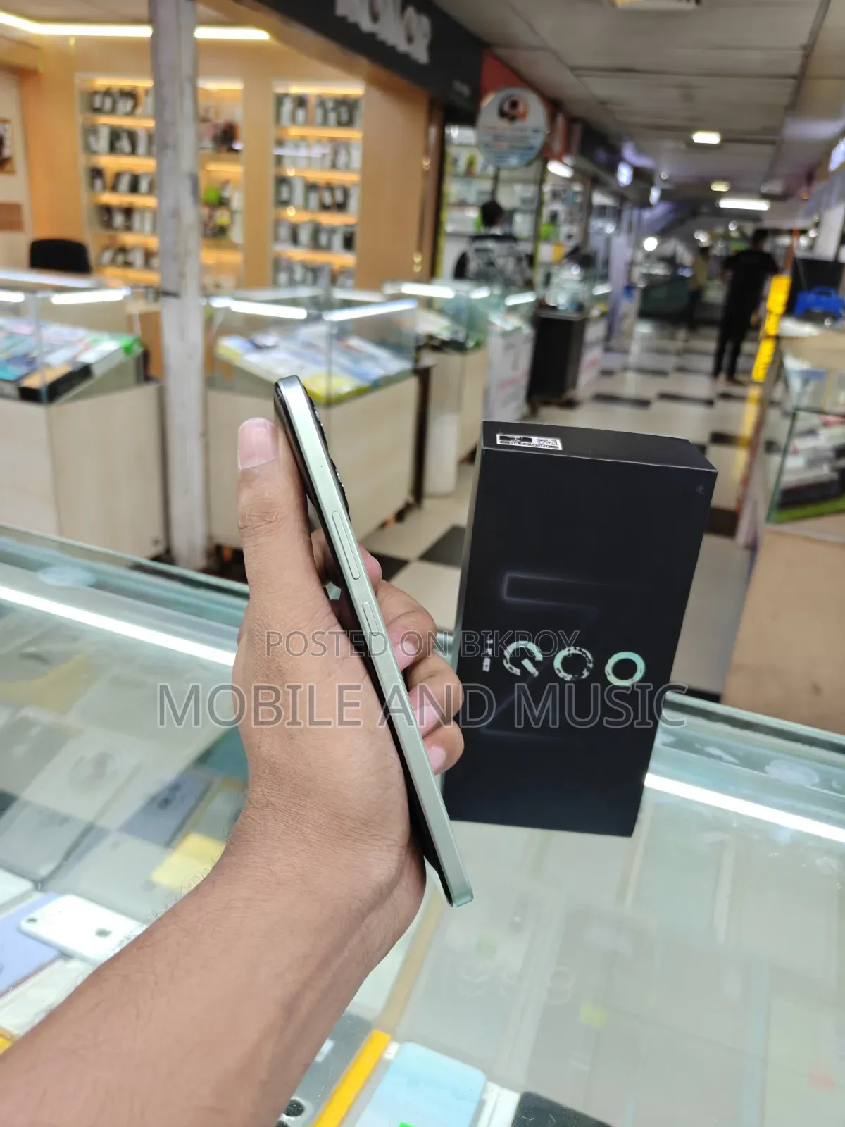 iQOO Z9 128 GB Green
