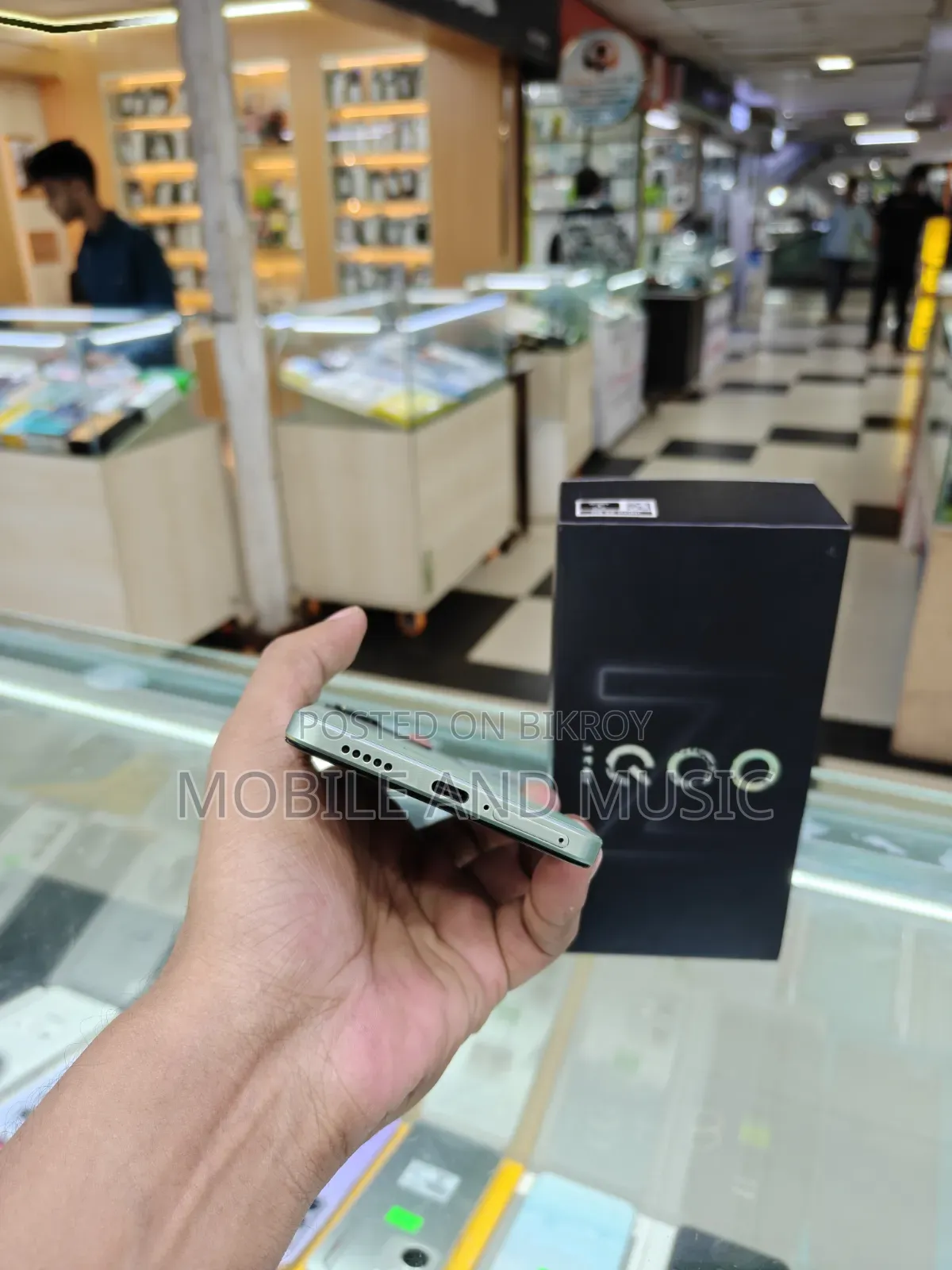 iQOO Z9 128 GB Green