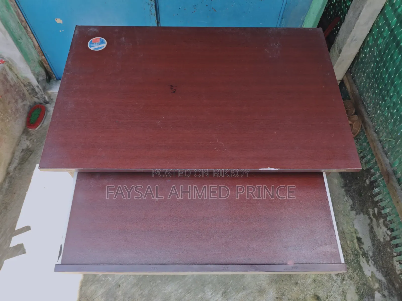 কম্পিউটার ডেস্ক