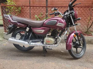 TVS Radeon 2022 Purple