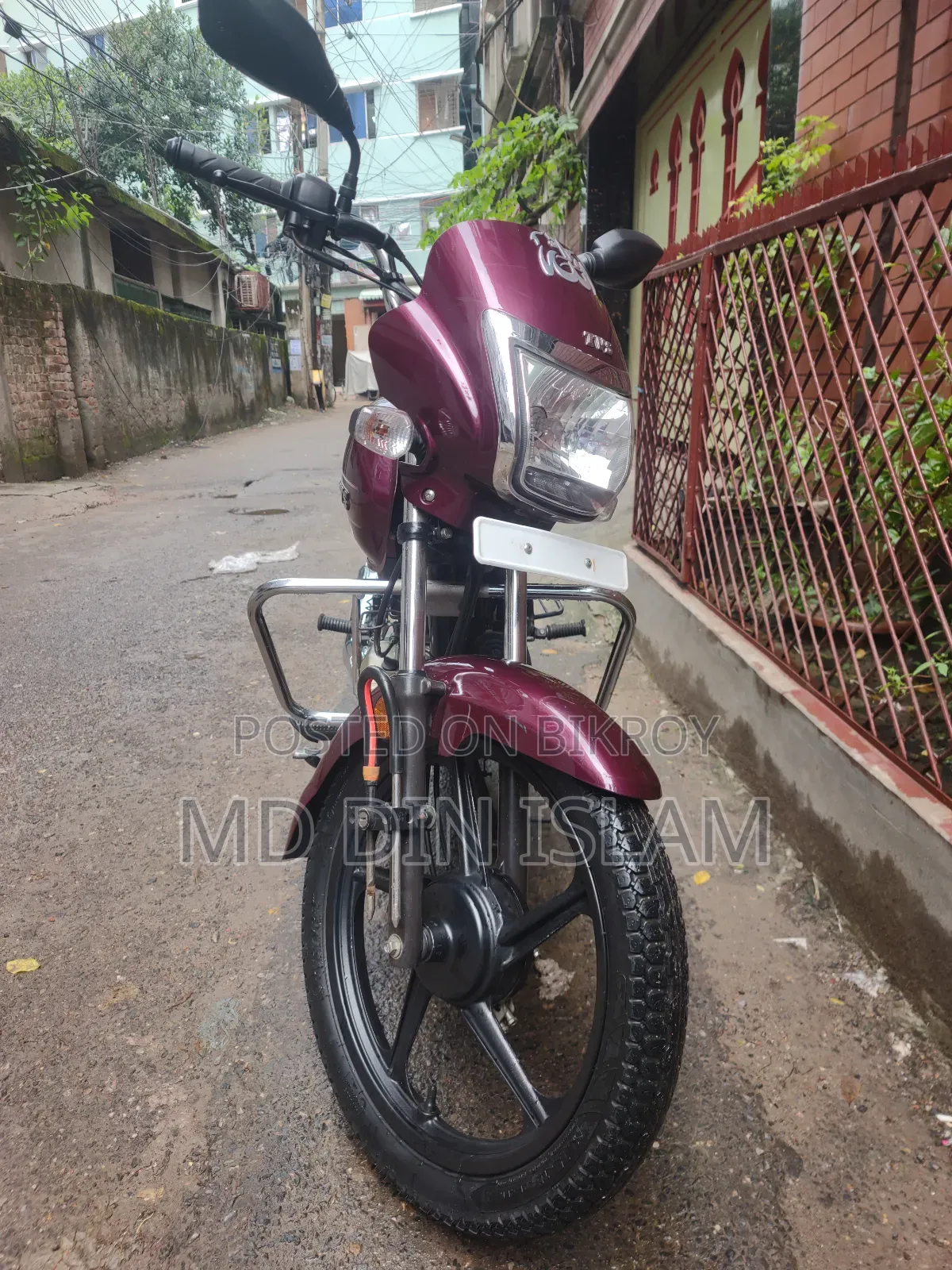 TVS Radeon 2022 Purple
