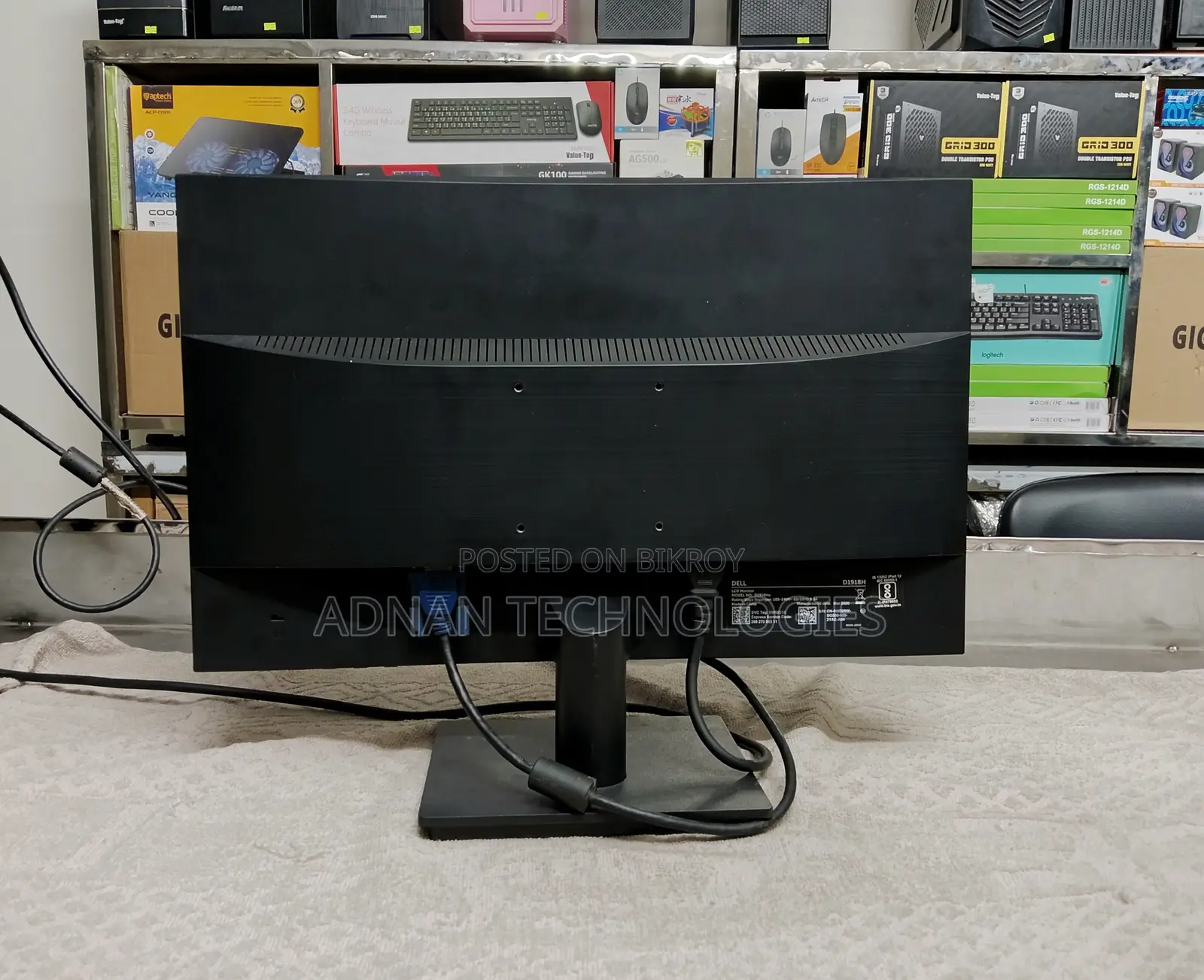 1 Mark Dell D1918H 19 Inch LED Monitor - HD Display With HDMI VGA