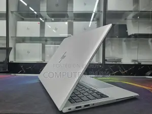 Laptop HP EliteBook 845 G7 8GB AMD Ryzen 5 SSD 256GB