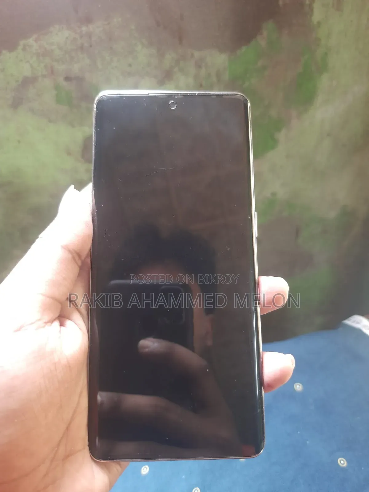 Oppo Reno9 256 GB Gold