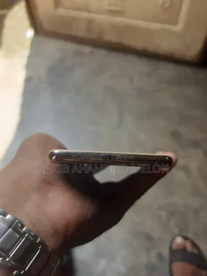 Oppo Reno9 256 GB Gold