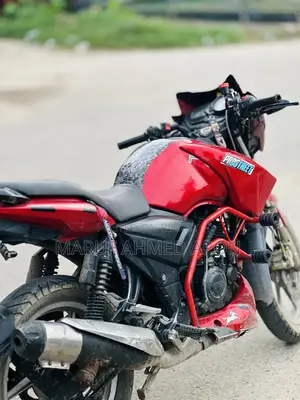 TVS Apache RTR 160 2V 2018 Red