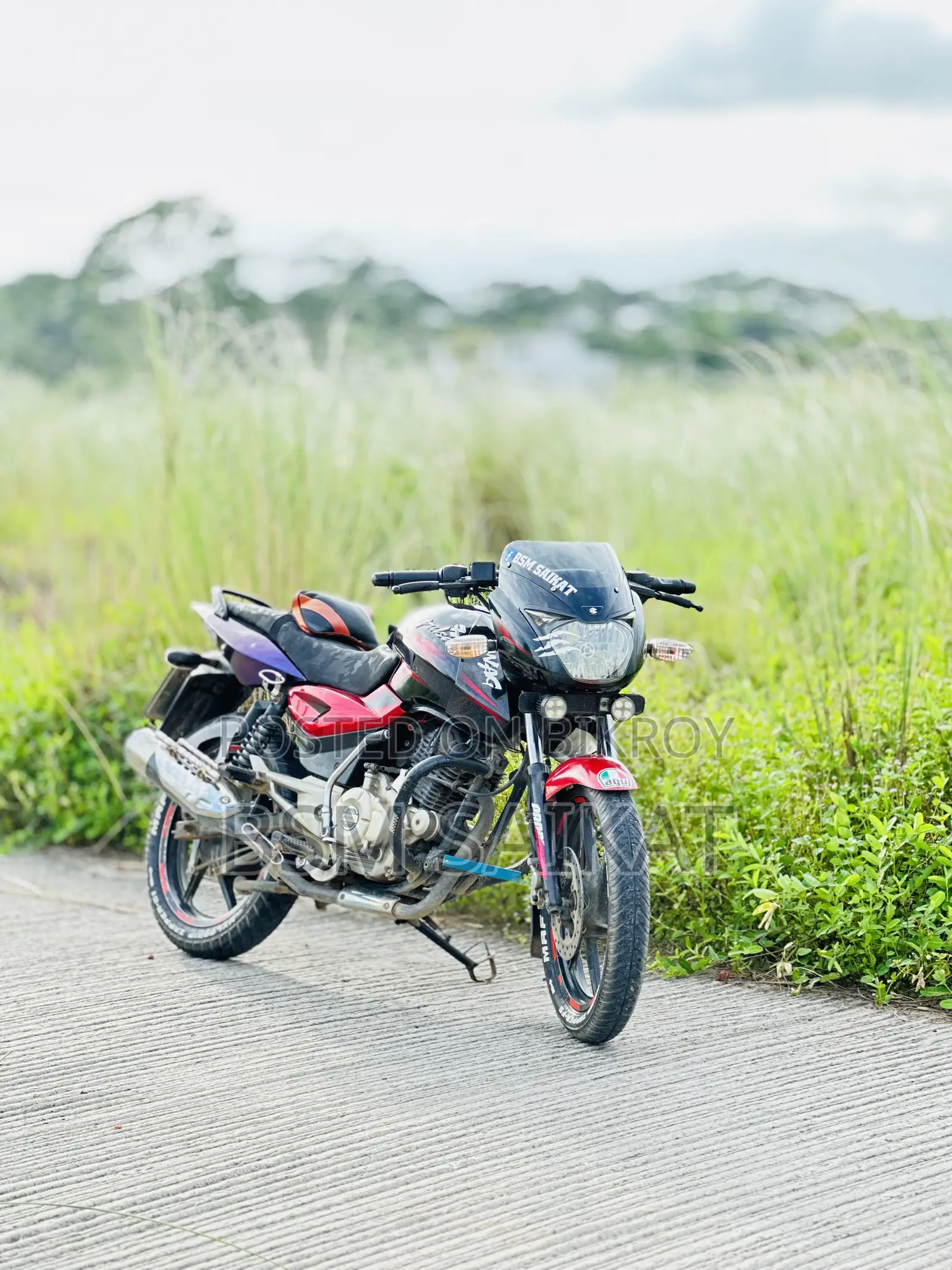 বাজাজ পালসার ১৫০ ২০১৬ লাল