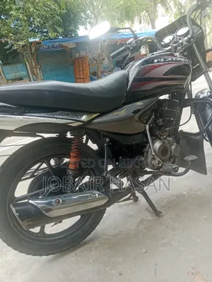 বাজাজ প্লাটিনা ১২৫ ২০১১ ব্ল্যাক