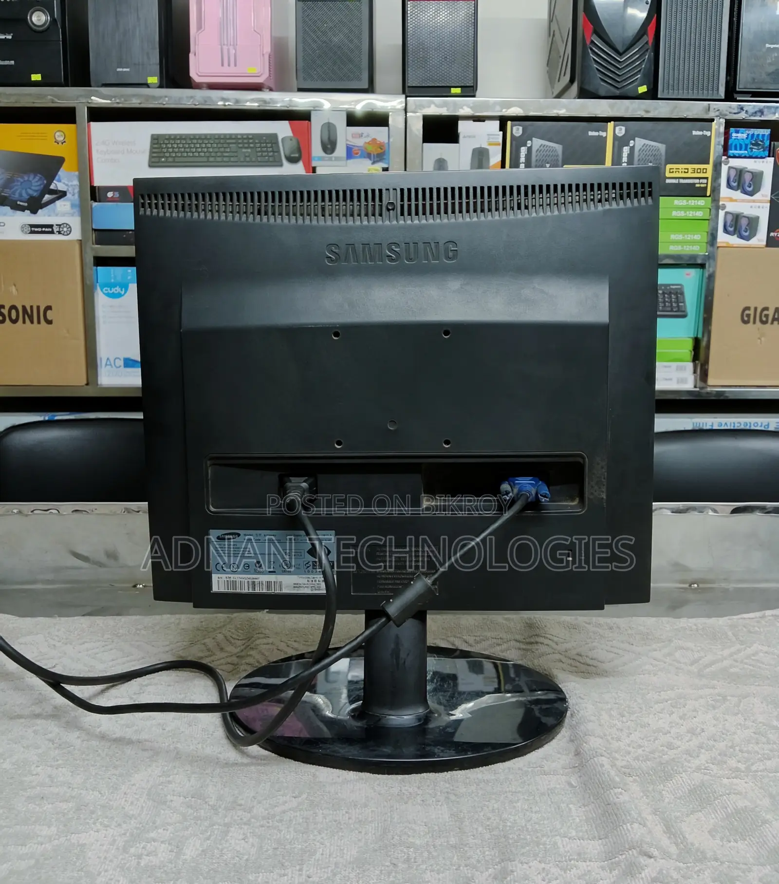 Samsung SyncMaster E1720NR – 17″ HD Monitor -Full Fresh