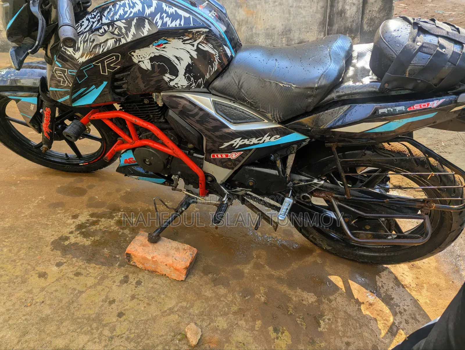টিভিএস অ্যাপাচি আরটিআর ১৬০ ৪ভি ২০১৯ কালো