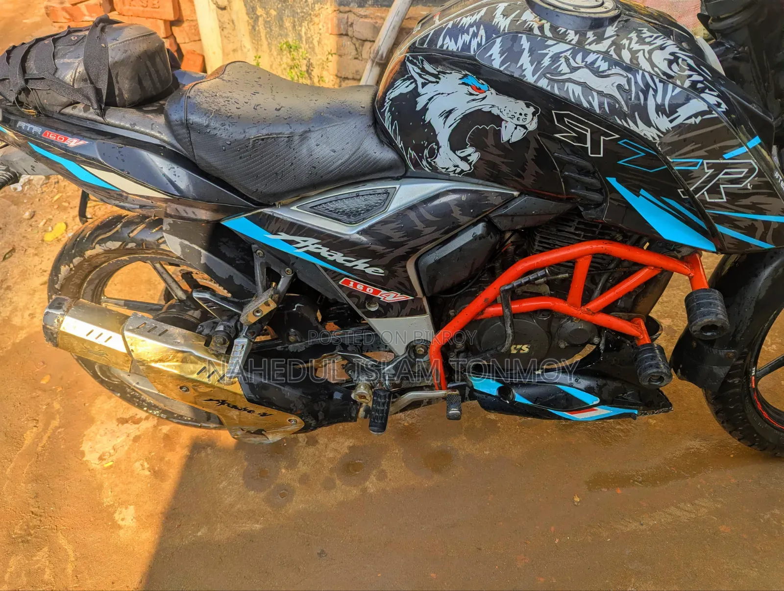 টিভিএস অ্যাপাচি আরটিআর ১৬০ ৪ভি ২০১৯ কালো