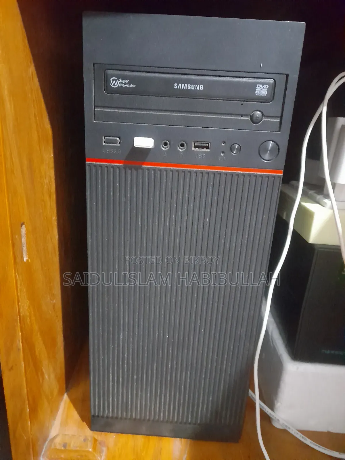 Desktop Computer Samsung 8GB Intel Core 3 HDD+SSD 512GB