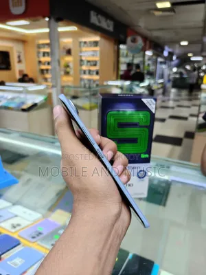 টেকনো পোভা স্লিম ৫জি ২৫৬ জিবি নীল