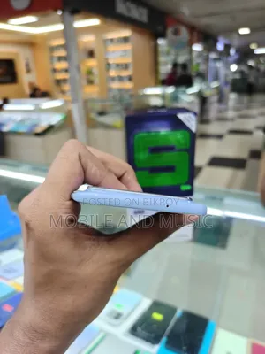 টেকনো পোভা স্লিম ৫জি ২৫৬ জিবি নীল