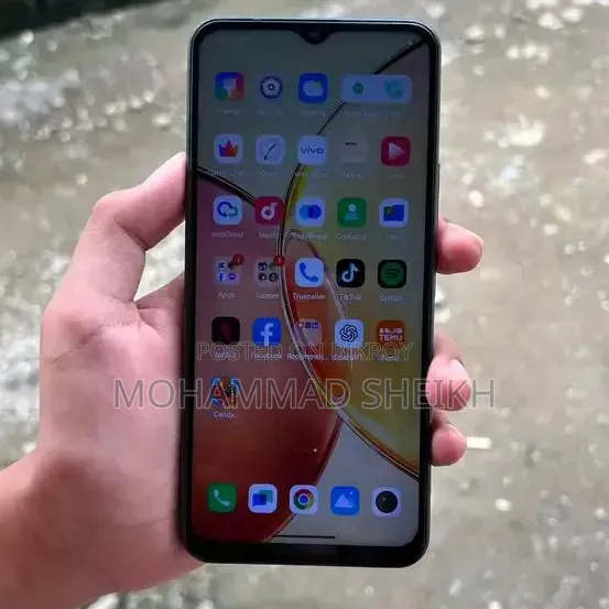 Vivo Y17 128 GB Silver