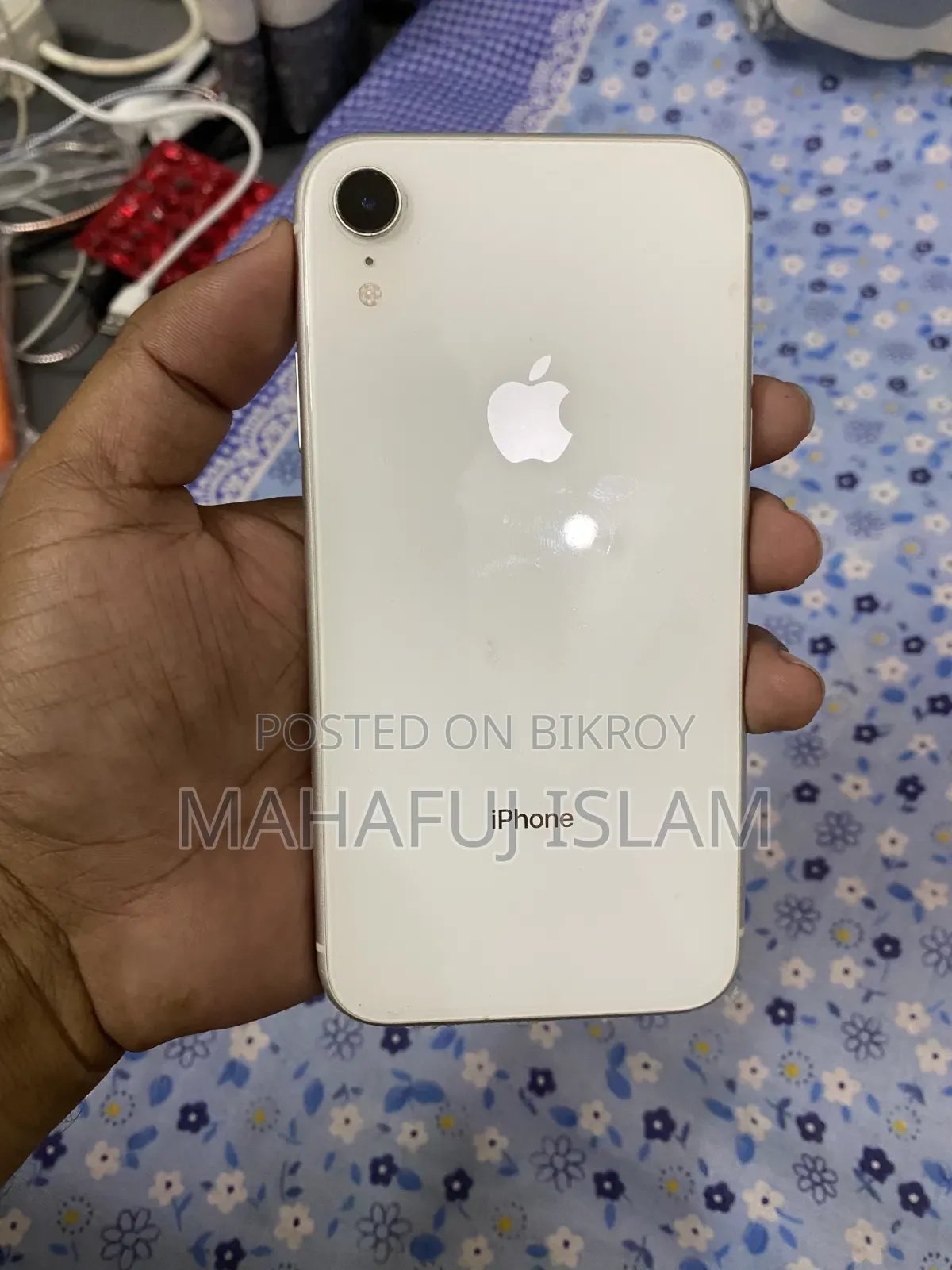 অ্যাপল আইফোন এক্সআর ৬৪ জিবি সাদা