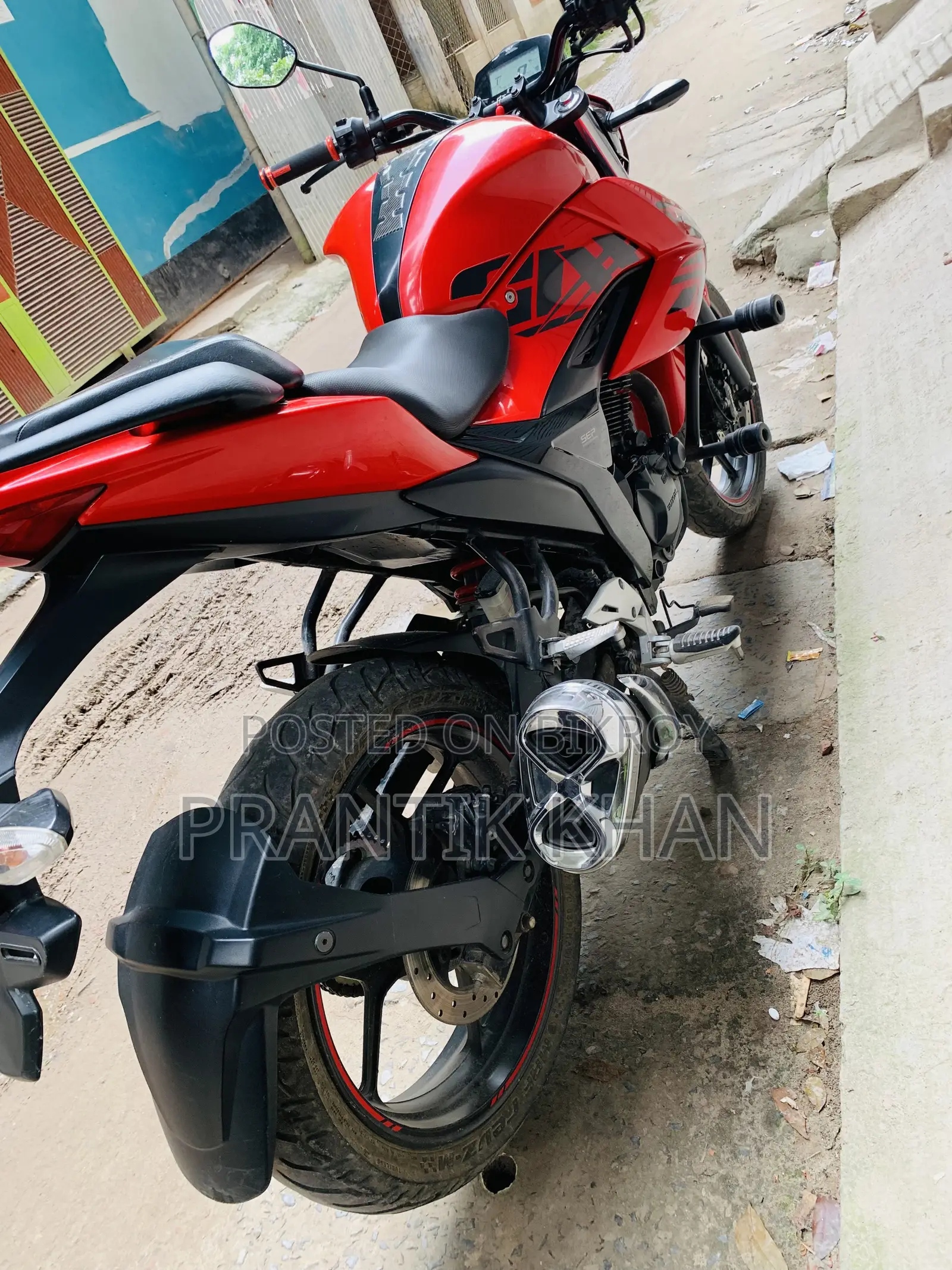 Suzuki Gixxer 2022 Red