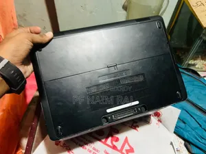Laptop Dell Latitude 7490 4GB Intel Core i5 SSD 256GB