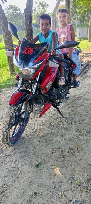 TVS Apache RTR 160 2V 2013 Red