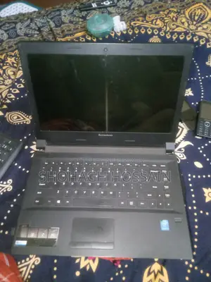 Laptop Lenovo 3000 G530 4GB Intel Core i5 SSD 4TB