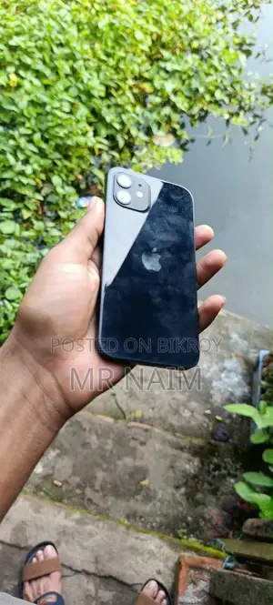 অ্যাপল আইফোন ১২ ৬৪ জিবি ব্ল্যাক