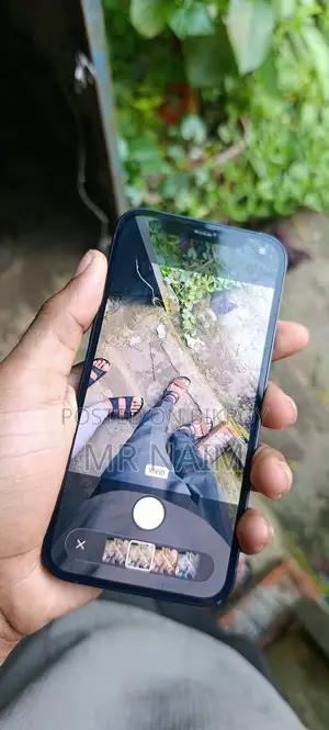 অ্যাপল আইফোন ১২ ৬৪ জিবি ব্ল্যাক