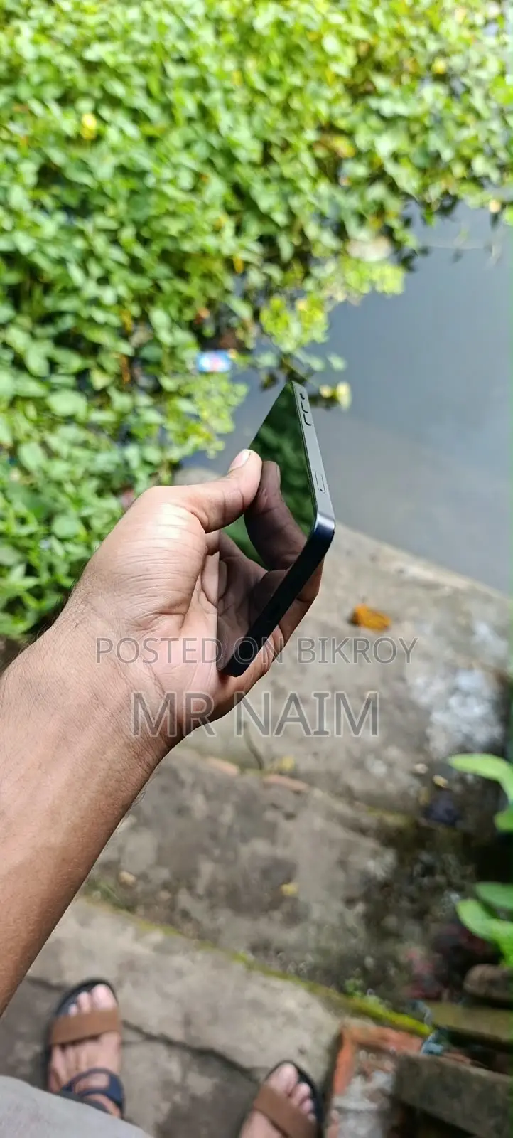 অ্যাপল আইফোন ১২ ৬৪ জিবি ব্ল্যাক