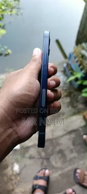 অ্যাপল আইফোন ১২ ৬৪ জিবি ব্ল্যাক