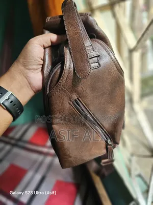 ক্রসবডি ব্যাগ