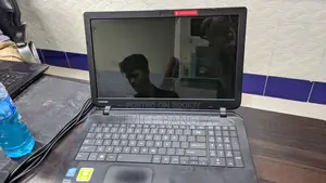Laptop Toshiba Satellite C55 4GB Intel Pentium HDD 500GB