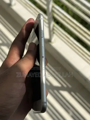 EL 64 GB White