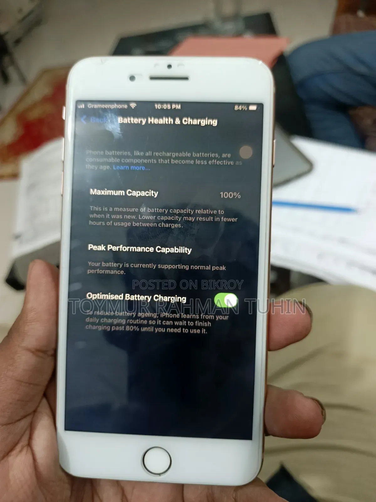 New Apple iPhone 8 Plus 64 GB Gold