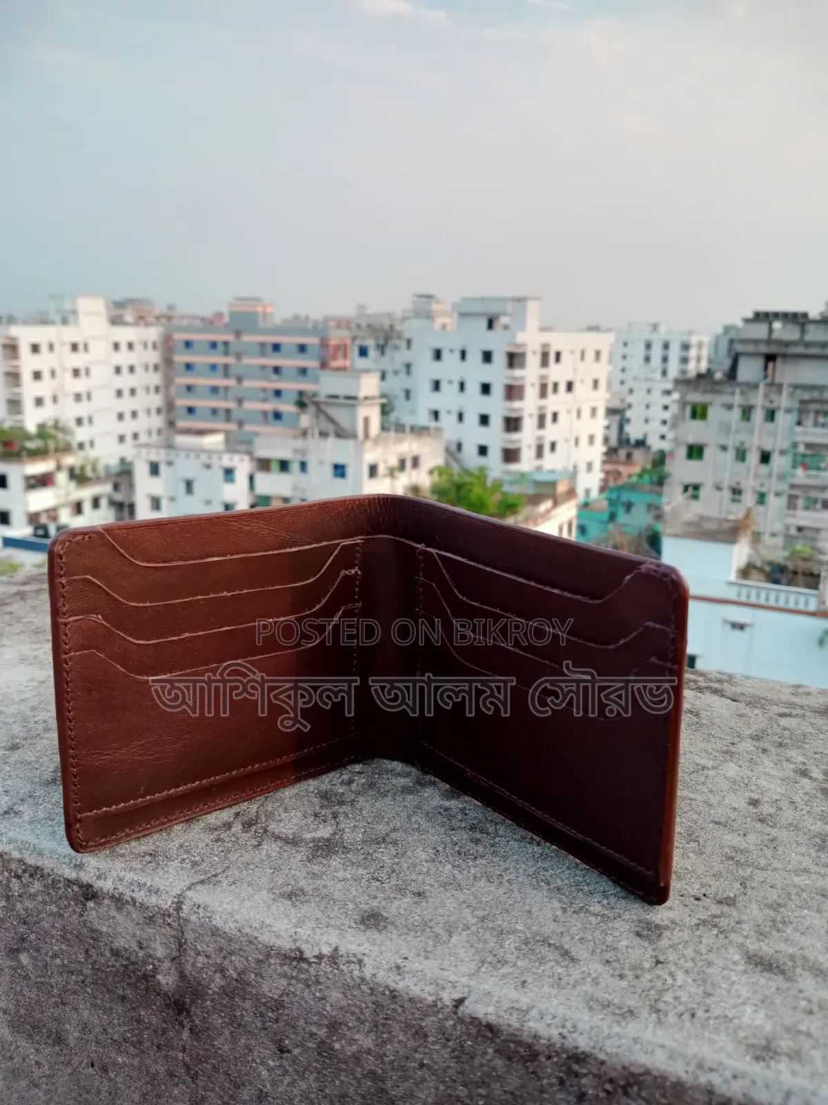 প্রিমিয়াম লেদার ওয়ালেট