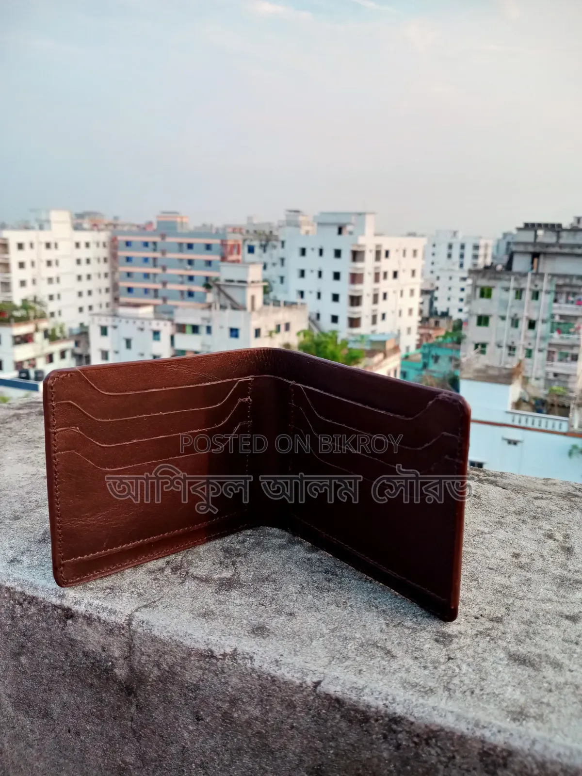 প্রিমিয়াম লেদার ওয়ালেট