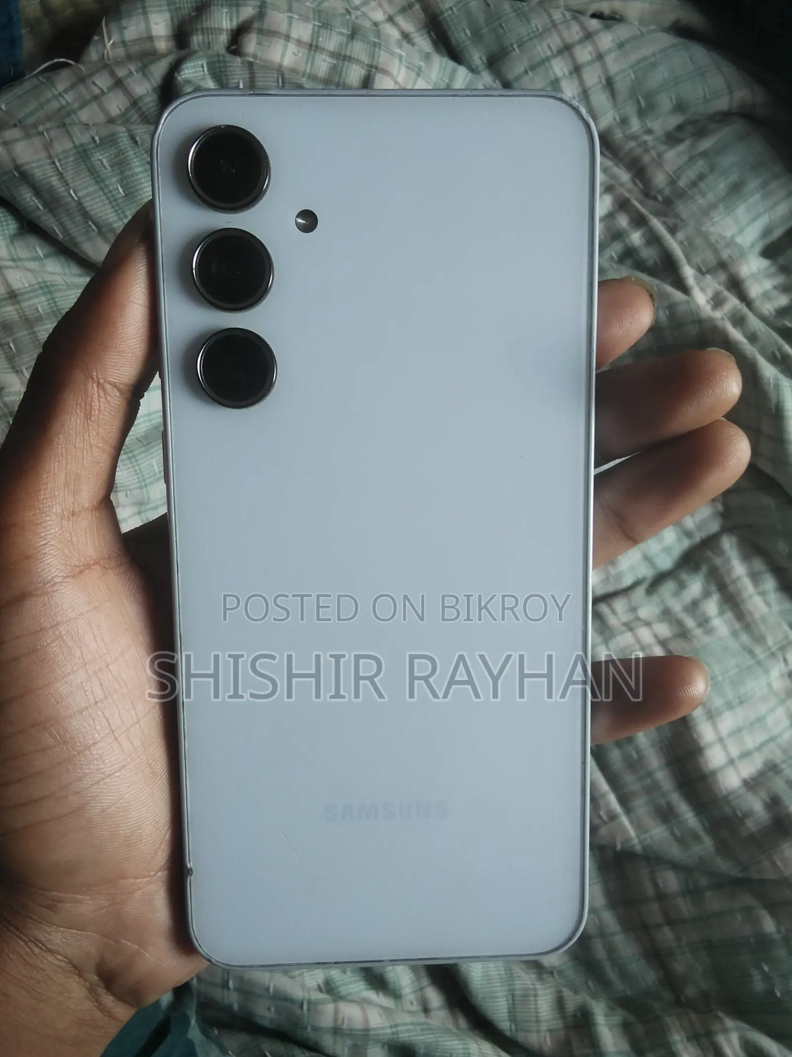 স্যামসাং গ্যালাক্সি এ৩৫ ২৫৬ জিবি হোয়াইট