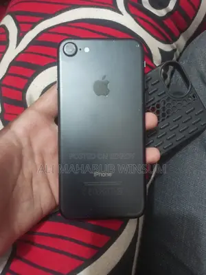 Apple iPhone 7 128 GB Black