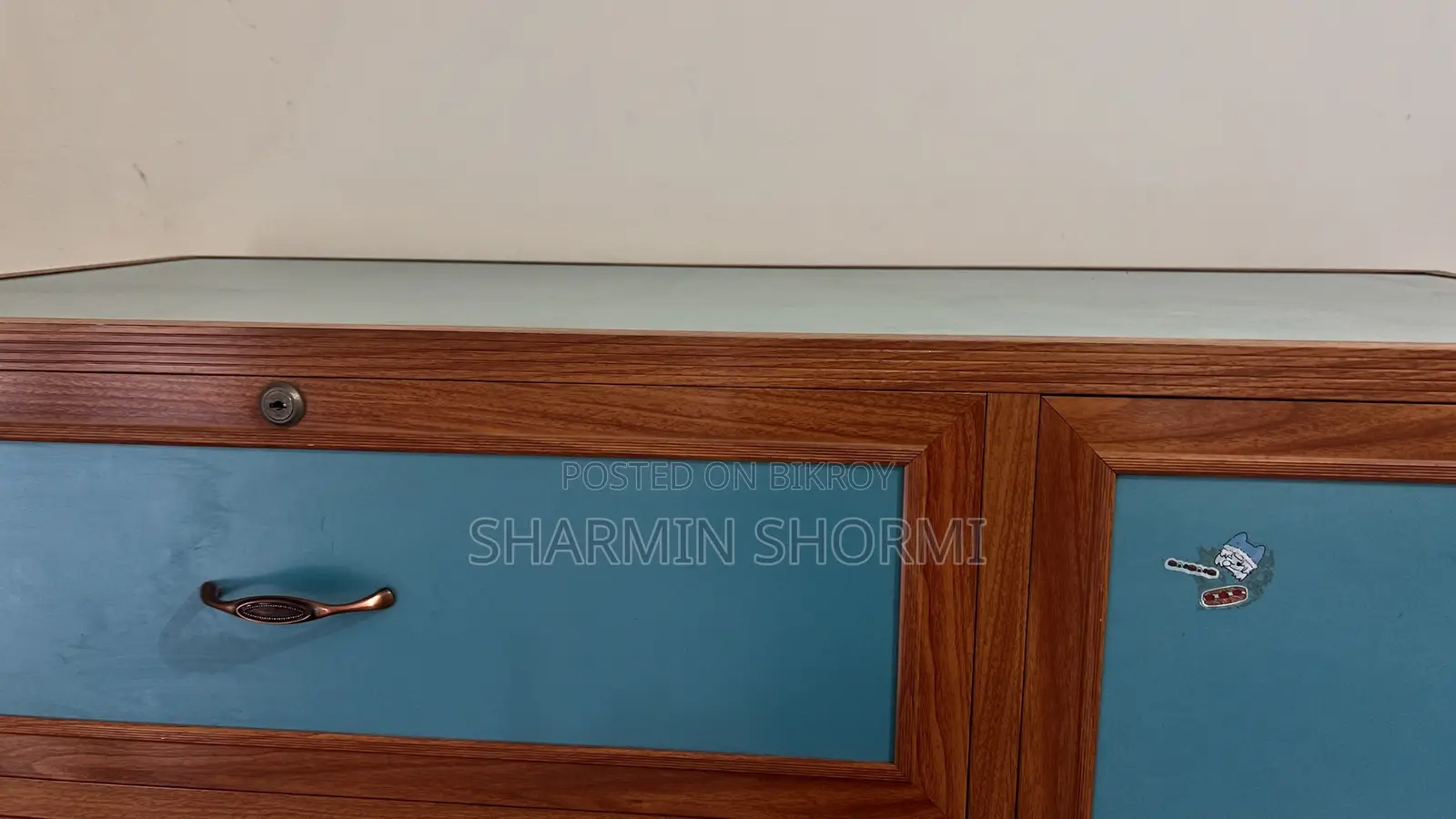 Aluminum Wardrobe