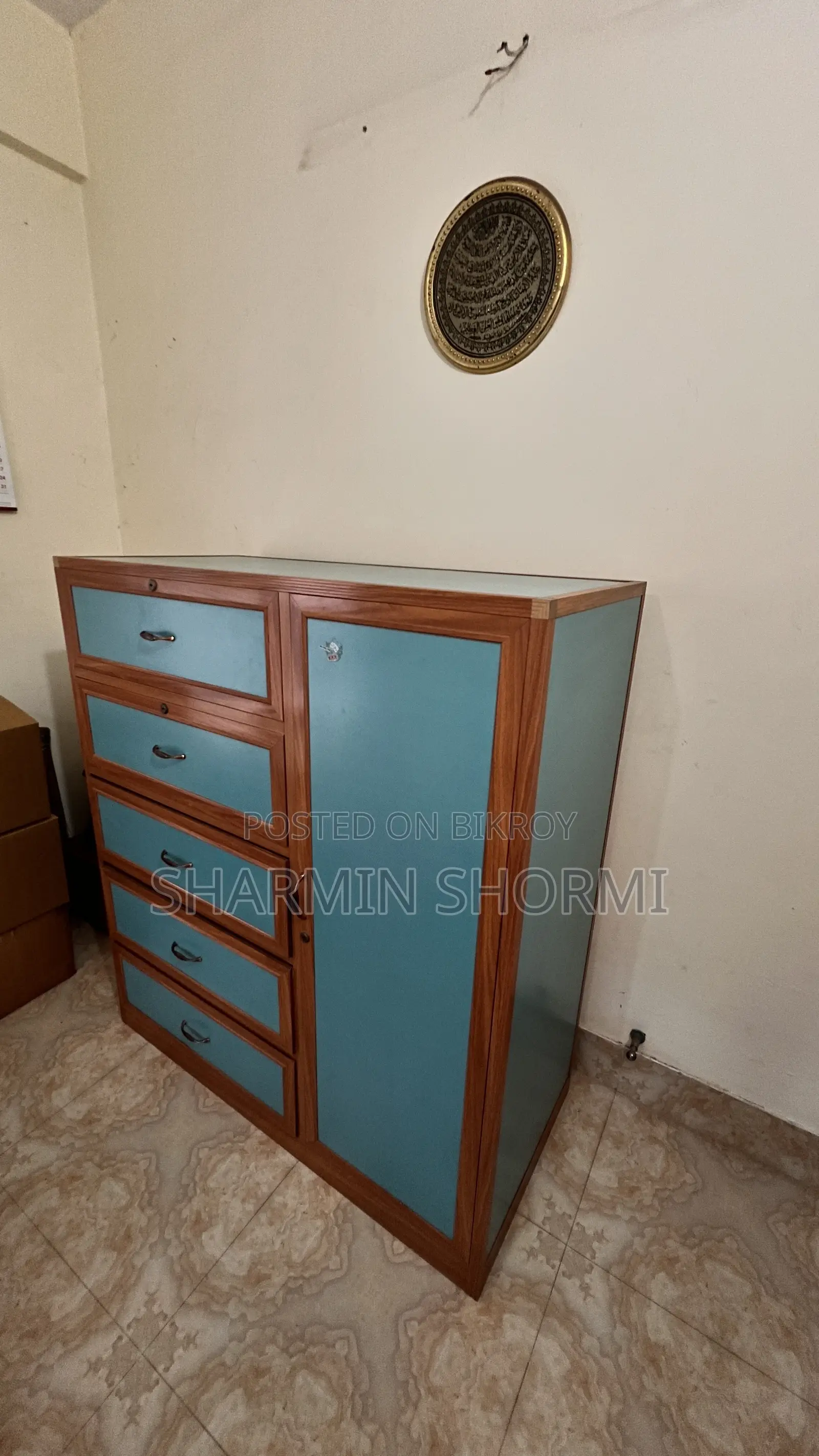 Aluminum Wardrobe
