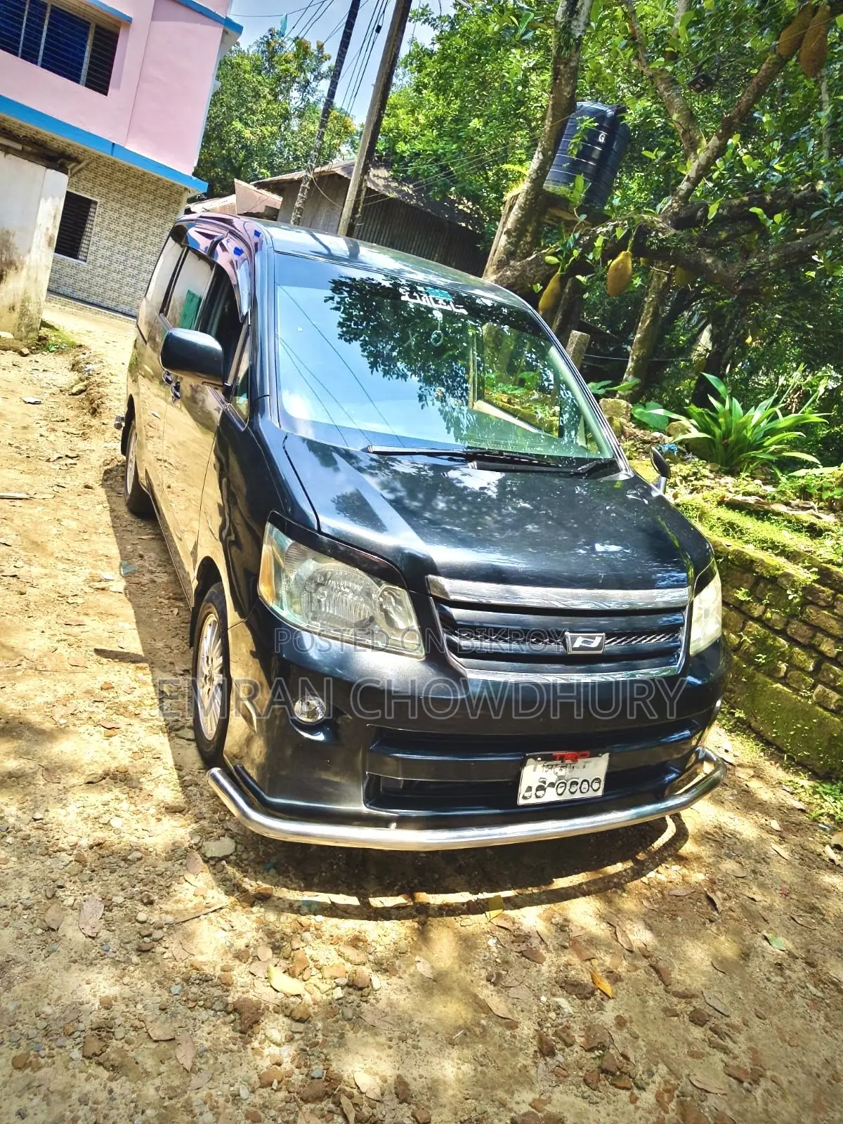 Toyota Noah 2002 Black