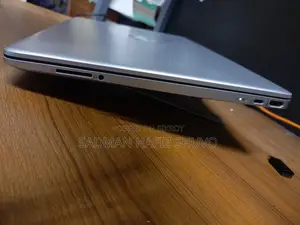 Laptop HP 15s 8GB Intel Core i5 SSD 512GB