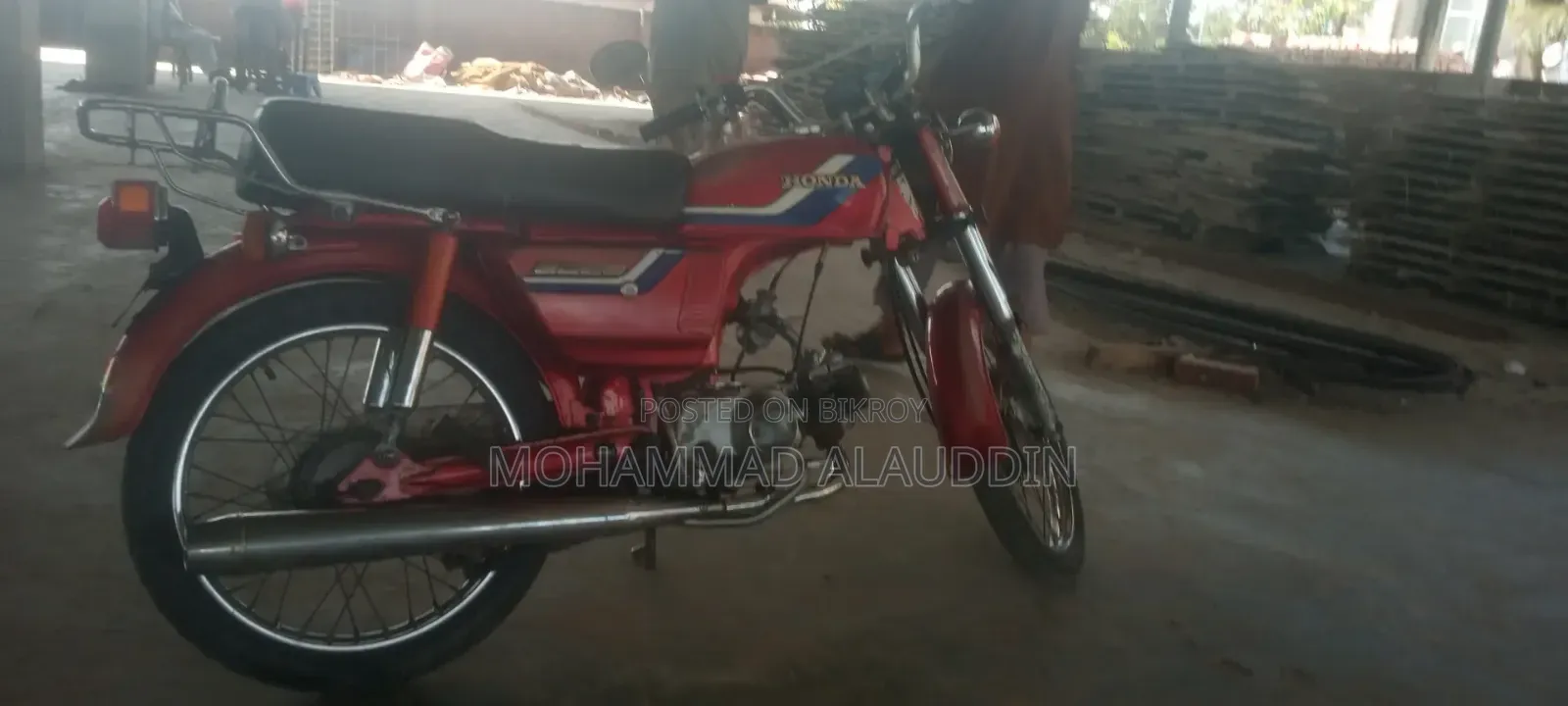 Honda 2010 Red