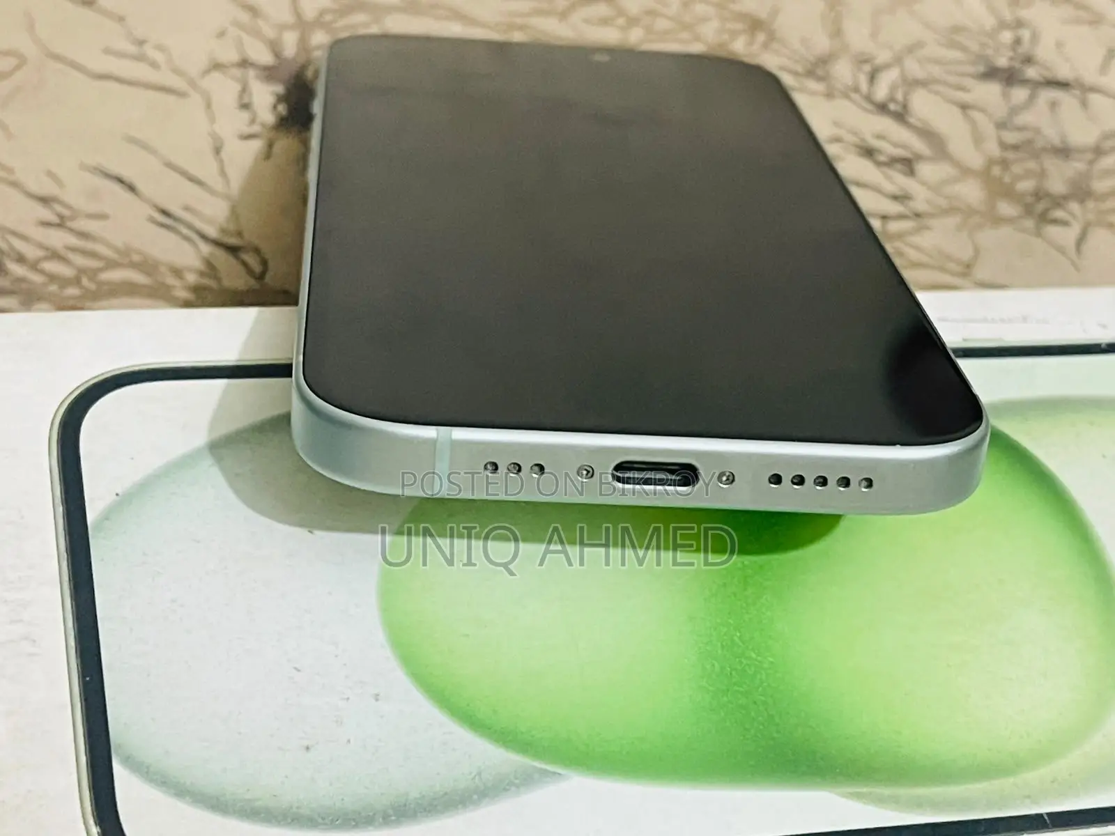Apple iPhone 15 128 GB Green