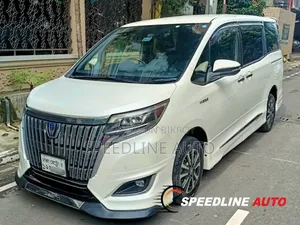 Toyota Esquire 2019 Pearl