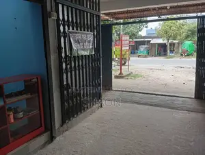 Shop for Rent