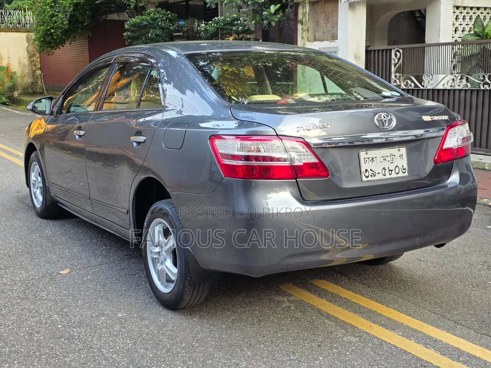 Toyota Premio 1.5 FWD 2012 Gray