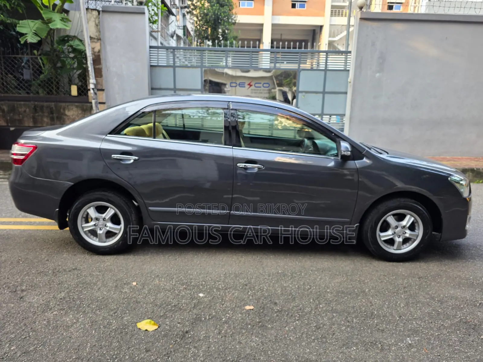 Toyota Premio 1.5 FWD 2012 Gray