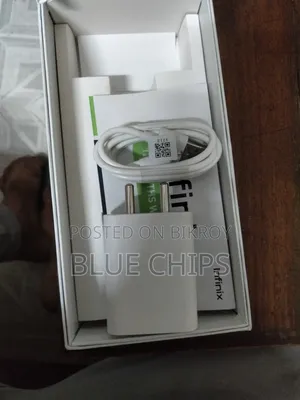 নতুন ইনফিনিক্স হট ৭০ ১২৮ জিবি সিলভার