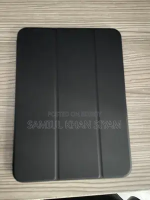 New Apple iPad (2025) 8 GB Black