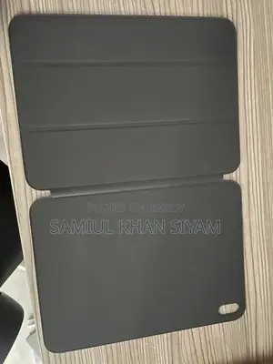 New Apple iPad (2025) 8 GB Black