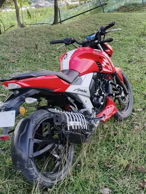 TVS Apache 160 4V 2022 Red